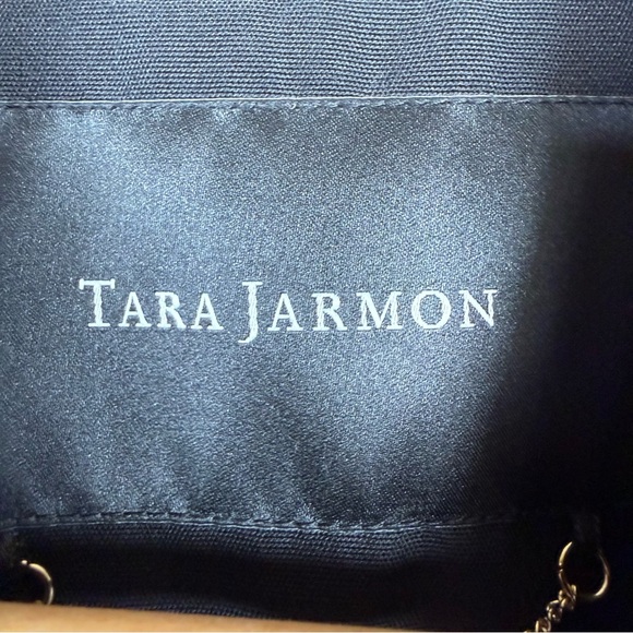 Tara Jarmon Black Women's one button Blazer Size 38 Mid length - Picture 9 of 10